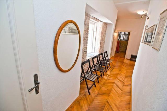 Peristil Loft Apartment Split Exterior photo